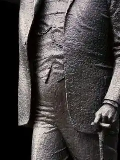 10 Famous Leaders With Hidden Fears That Shaped History Data Shows