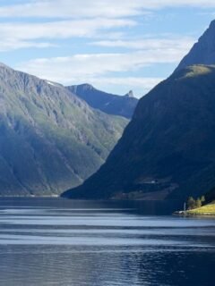 These 9 Countries Leave American Tourists Feeling Uneasy, Anxious, or Out of Place