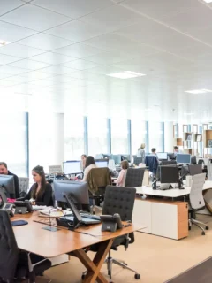 6 Signs You Have Workplace Anxiety You've Been Ignoring for Years